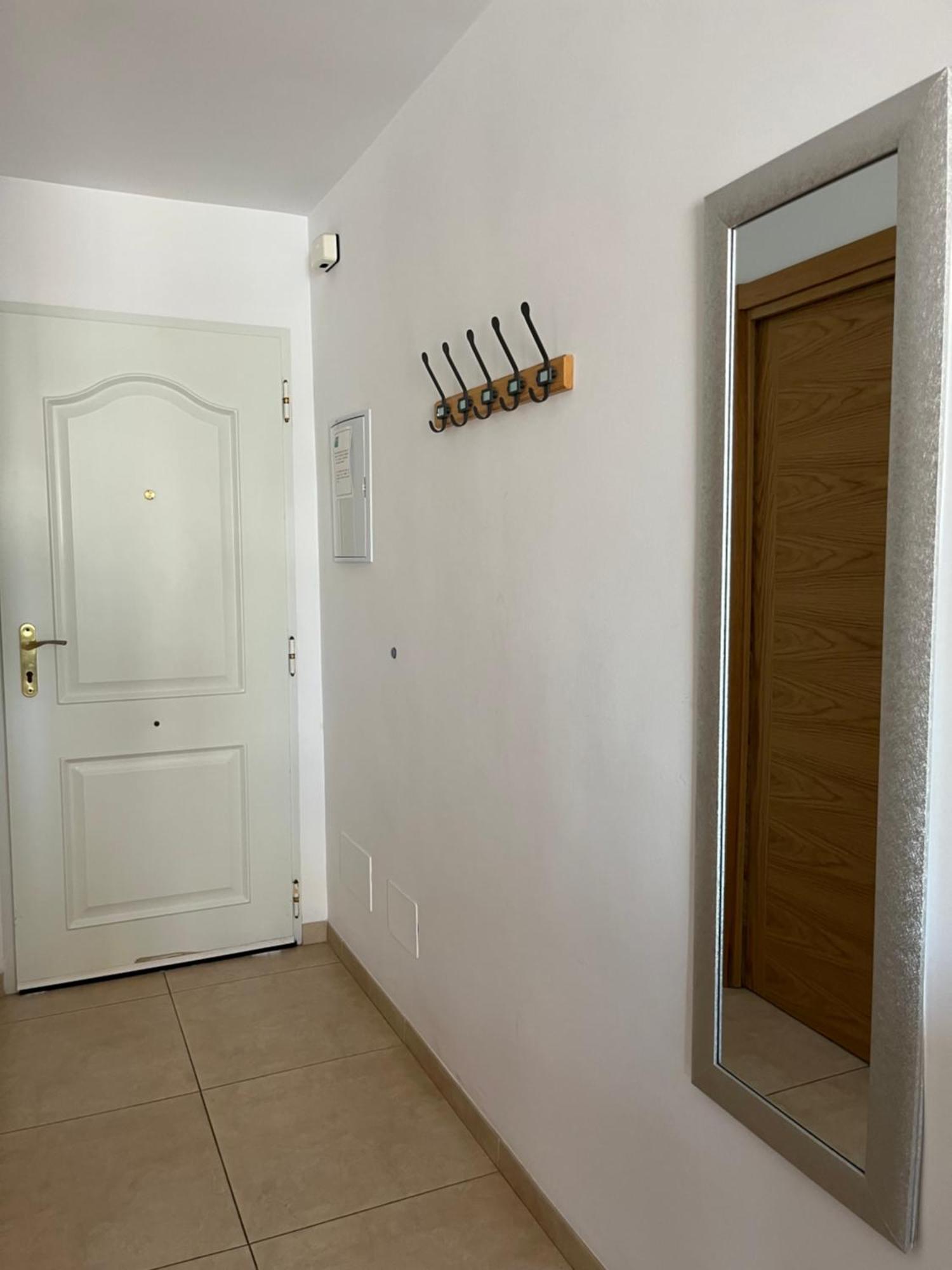 Apartamento Amaner Capri Torre Del Mar Exterior foto